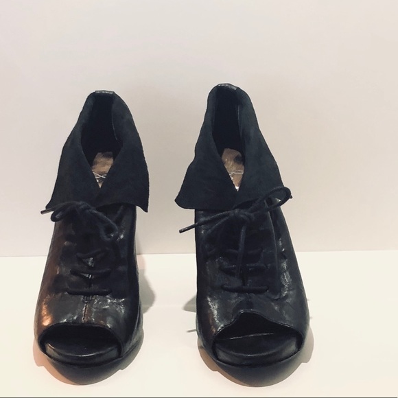 Sam Edelman lace up leather ankle booties - Picture 10 of 12